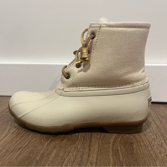 Sperry Duck Boots Cream and Gold Womens Size 6 - Picture 9 of 12